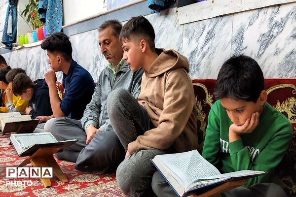 محفل انس با قرآن کریم یادوراه شهدای جنگ رمضان