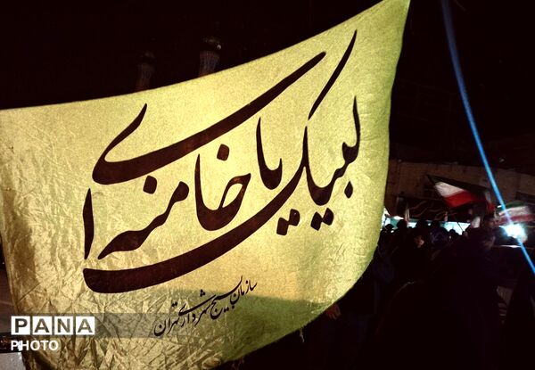  روزهای دلتنگی؛ شهادت پدر، آرزوی پرواز، تشییع شهدا