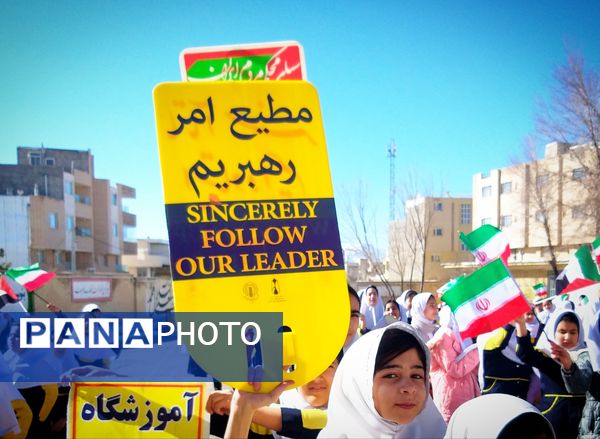 زنگ انقلاب در دبستان مهرعلی نادیپور، طنین‌انداز شد