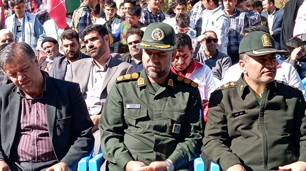  ۱۳ آبان؛ فریاد ایستادگی و عزت ایرانی در شهر بن 