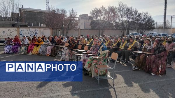 جشن بزرگ دانش‌آموزی فجر انقلاب اسلامی  در اهر