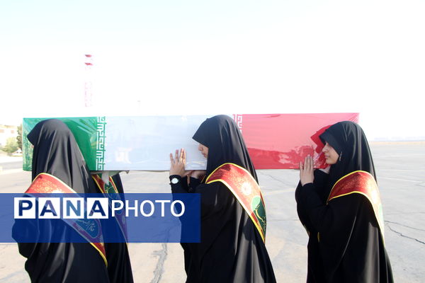 مراسم استقبال ار هفت شهید گمنام در یزد 