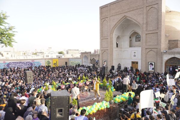 از خاک حیدری تا افلاک رضوی 