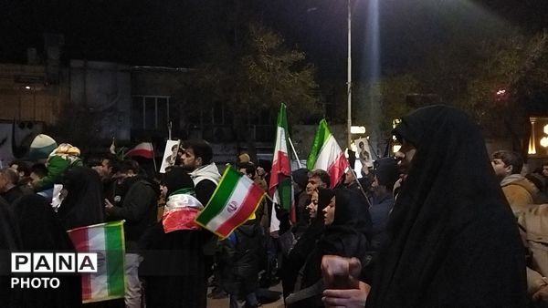 حضور نسل های مختلف در اجتماعات شبانه نیشابور