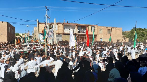 عزاداری عاشورا در روستای برزنون