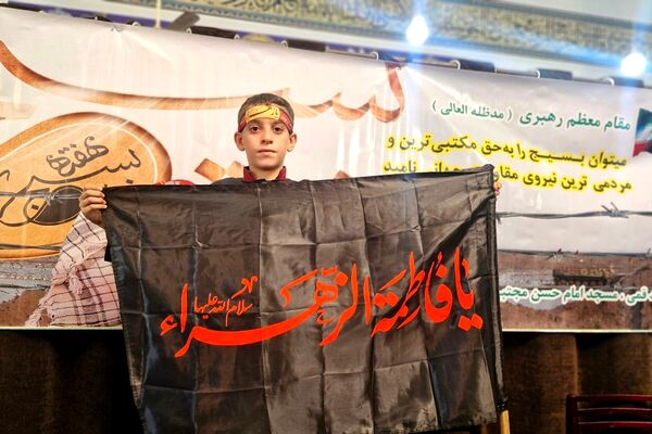 آیین عزاداری نو گلان فاطمی؛ از مسیر مدرسه میثاق تا مسجد امام حسن مجتبی (ع) فشافویه