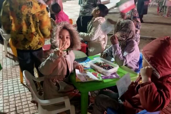 بیعت شهروندان فردوسیه شهریار با رهبر جدید