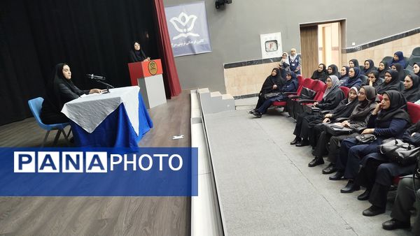 گردهمایی مراقبین سلامت مدارس ناحیه ۷ مشهد