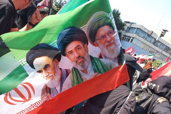 حماسه میلیونی تهران؛ وداعی که تاریخ را رقم زد