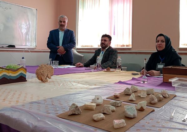 ۳۰ تیم دانش‌آموزی در مرحله استانی بیست و سومین دوره از مسابقات آزمایشگاهی به رقابت پرداختند