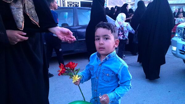 عطر رضوی در شهر بن پیچید