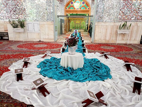 غبارروبی مزار امامزاده سید حمزه کاشمر 