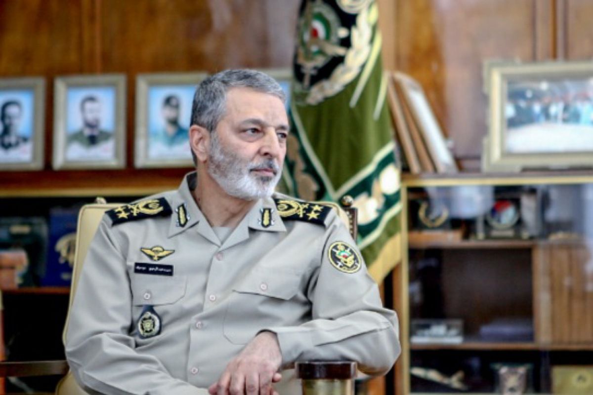 فرماندهی در تلاطم نبردها