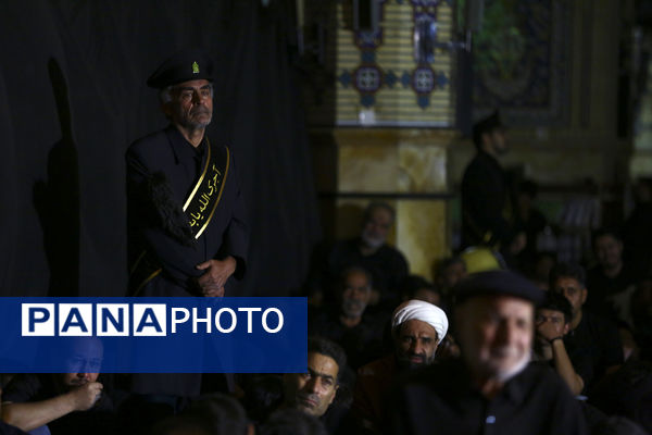 حال و هوای مسجد جمکران در شب عاشورای حسینی(ع)