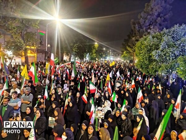مردم در کنار هم، شب های همیشگی را رقم می زنند