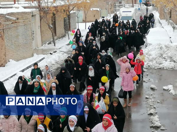 راهپیمایی ۲۲ بهمن، تجلی اتحاد و اراده ملی در بایگ