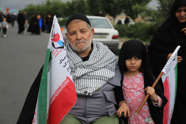 احساسات نوجوانان نسبت به رئیس جمهور شهید