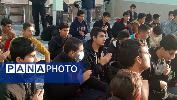 برگزاری زیارت عاشورا در دبیرستان شاهد ابوذر غفاری نیشابور در  اولین هفته  آذر ماه 