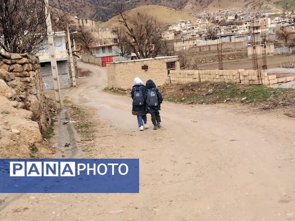 چشم‌انداز میانکوه در باران