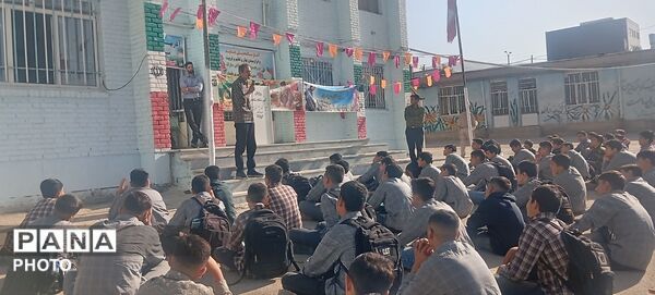 نواختن زنگ مهر و مقاومت ایثار و آغازسال تحصیلی جدیددر آموزشگاه شاهدشهیدزیوری 