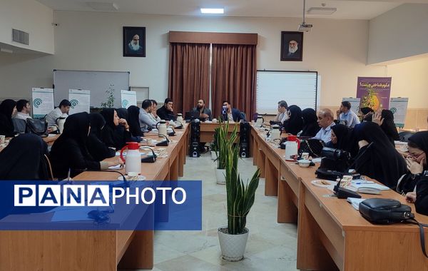 دوره جامع تربیت پژوهشگر در پژوهشکده عباس زادگان