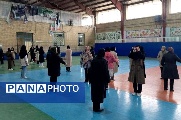 کارگاه ضمن خدمت تربیت بدنی در بهارستان دو