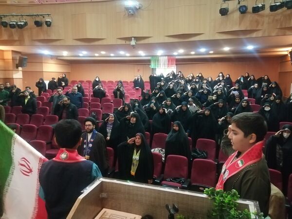 آیین افتتاحیه دوره تربیت مربی کاردان سازمان دانش‌آموزی استان قم