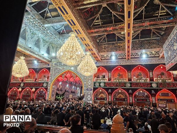 قلب ها برمدار حسین بن علی (ع) می‌تپد