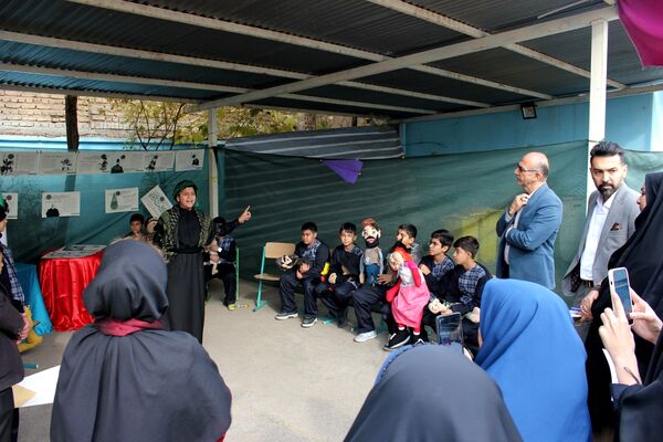  افتتاح جشنواره «امید فردا» در مدرسه شاهد ده دی ورامین
