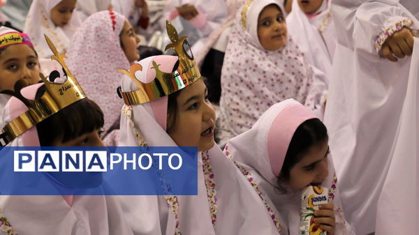 جشن 5000 نفری آغاز بندگی فرشتگان زمینی شهر تبریز 