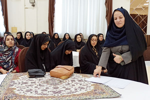 همایش بهداشت روان در اردوگاه میثاق شهرستان آباده 