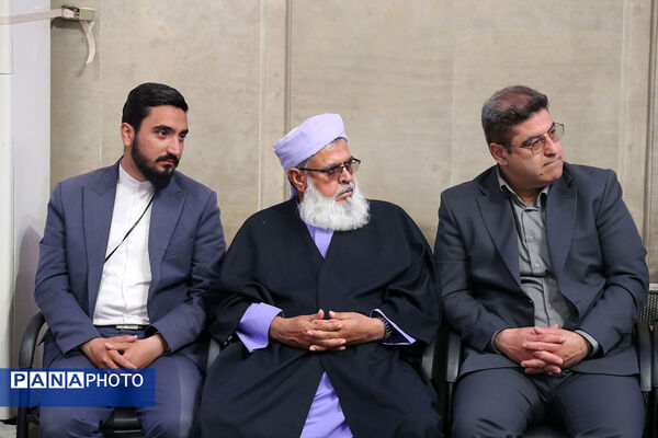 دیدار مسئولان و کارگزاران حج با رهبر انقلاب اسلامی