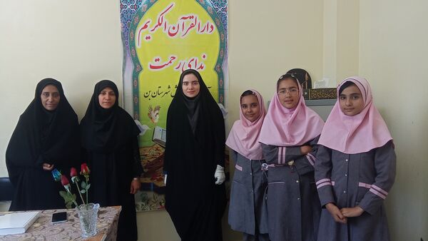 ۷۰ دانش‌آموز در قاب نور؛ مسابقه حفظ قرآن در دارالقرآن ندای رحمت