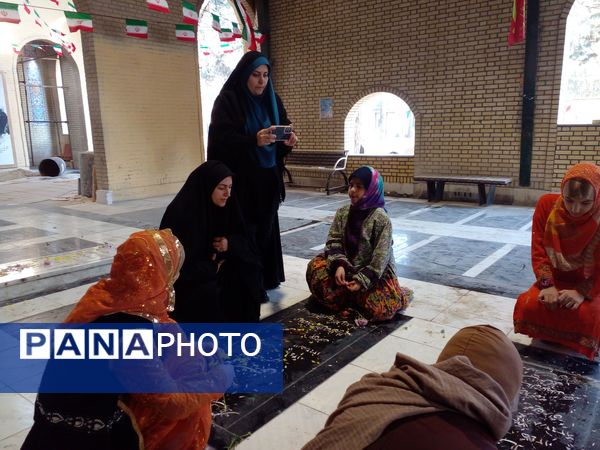 گلباران مزار شهدای شهرستان قدس توسط دانش‌آموزان مدرسه هدی یک