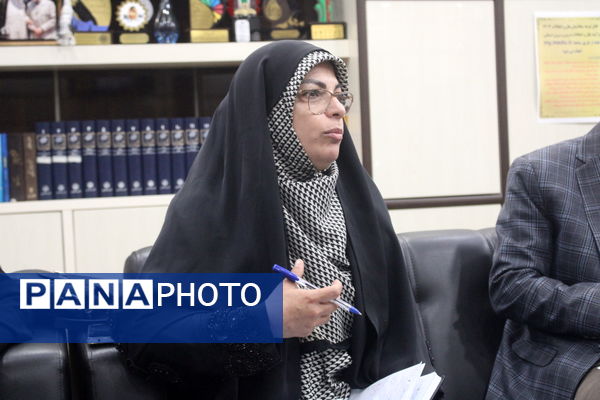 جلسه ارزیابی بازرسان وزارت آموزش و پرورش از کانون‌های فرهنگی تربیتی استان بوشهر