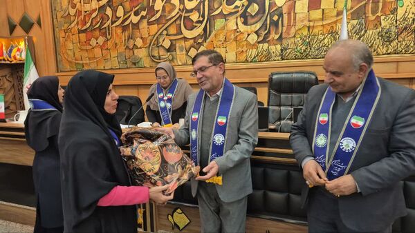 نشست هم‌اندیشی مسئولان سازمان دانش‌آموزی استان فارس روز دوم