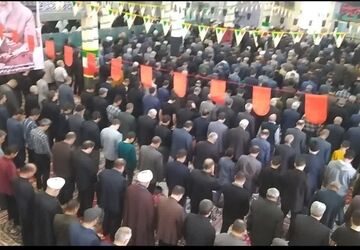 حضور پر شور مردم در نماز جمعه شهرستان زارچ 