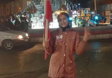 مردم شهرستان الیگودرز در شب چهلم شهدای میناب میادین را خالی نگذاشتند