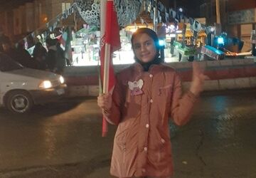 مردم شهرستان الیگودرز در شب چهلم شهدای میناب میادین را خالی نگذاشتند