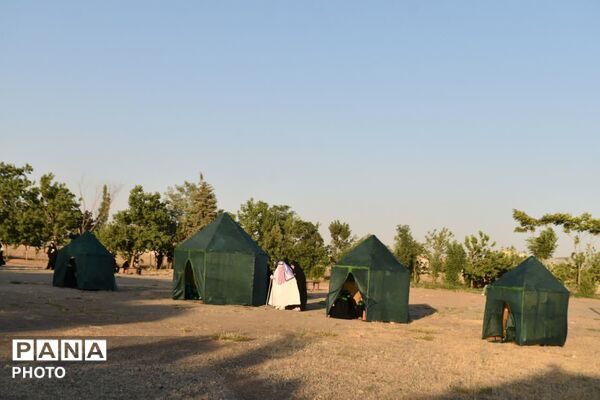 نمایش تعزیه در مهستان