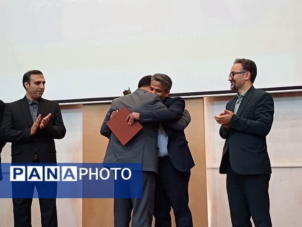 مراسم تکریم و معارفه رئیس آموزش و پرورش شهرستان برخوار