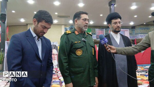 توزیع 4هزار و 313 بسته لوازم‌التحریر میان دانش‌آموزان محروم تویسرکان