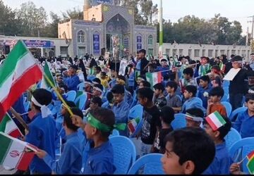 تجدید میثاق با امام شهید و بعیت کودکان رودانی با رهبر جدید انقلاب 