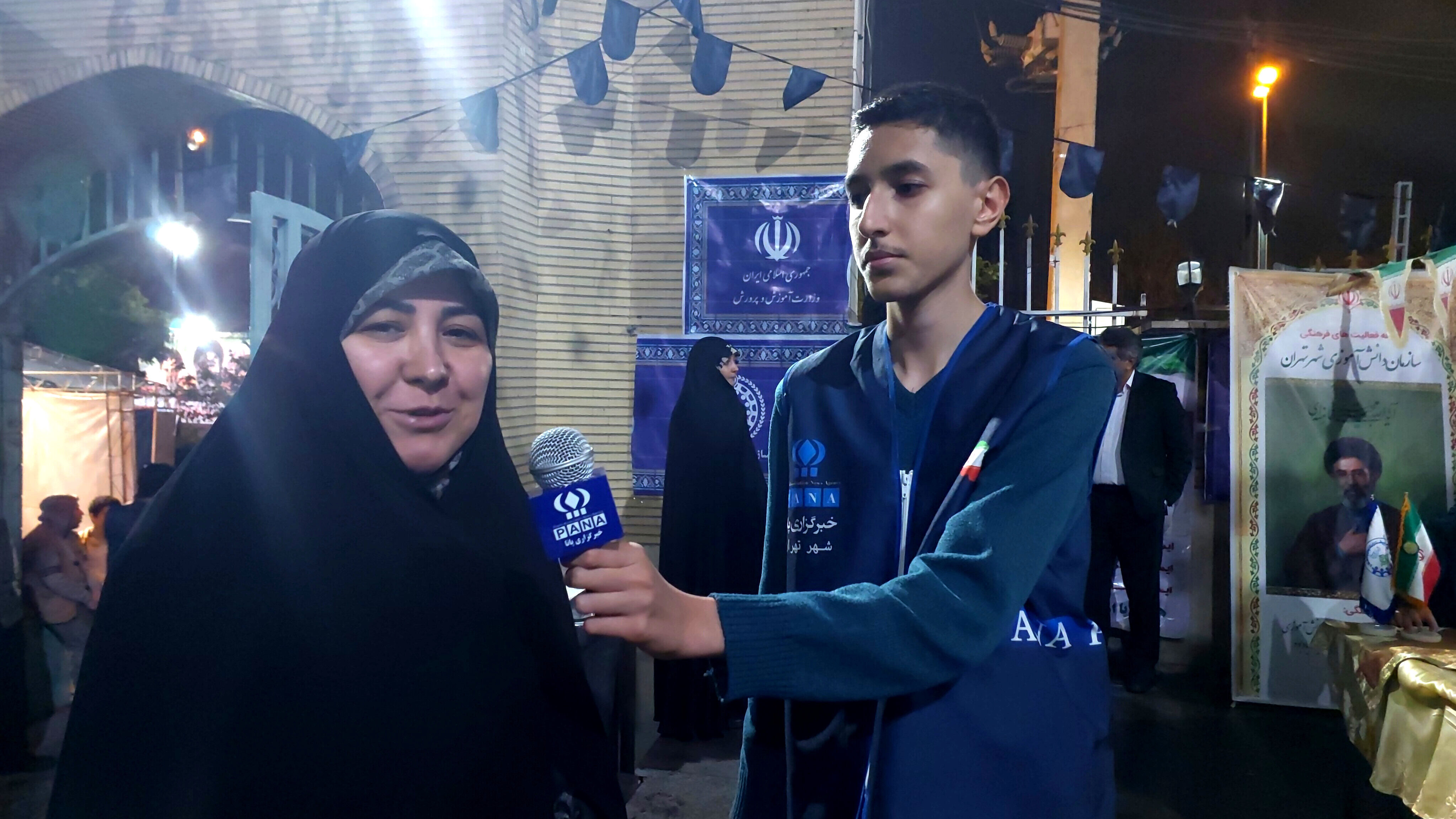 دانش‌آموزان در میدان اجتماعی رسالت تربیتی خود را انجام می‌دهند