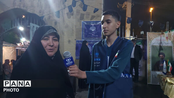 حضور معاون پرورشی شهر تهران در موکب سازمان دانش‌آموزی شهر تهران 