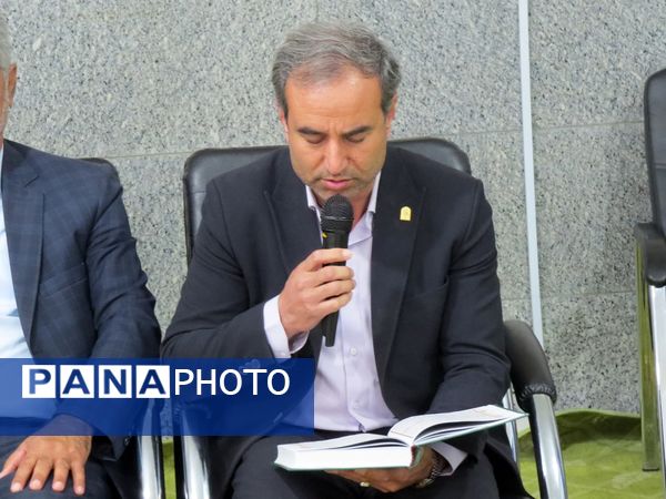 دیدار مدیرکل آموزش و پرورش و جمعی از همکاران با نماینده‌ ولی فقیه در استان خراسان شمالی