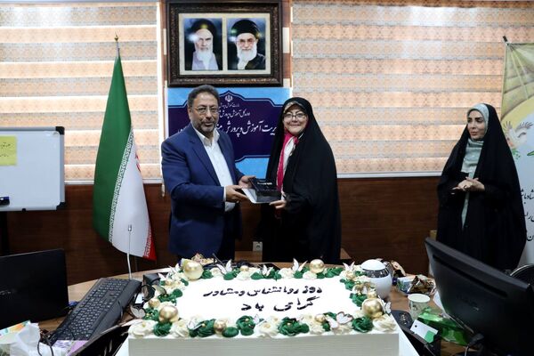 منطقه ۱۴ پیشگام قدردانی از حافظان سلامت روان دانش‌آموزان 