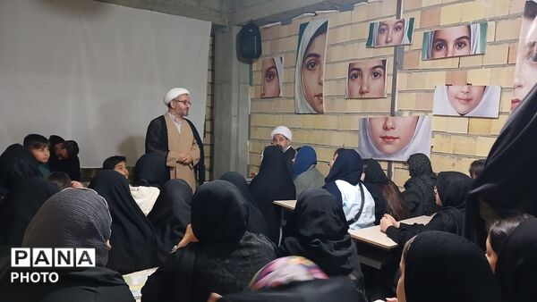 پاتوق «نوجوانان مبارز» در محمدشهر کرج  