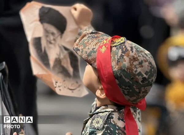 ایرانِ سوگوار، یک‌صدا در عهد وفاداری