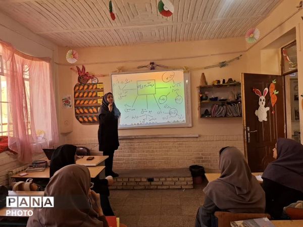  نشست تخصصی « توانا» و اصلاح الگوهای تدریس در شهرستان کلات